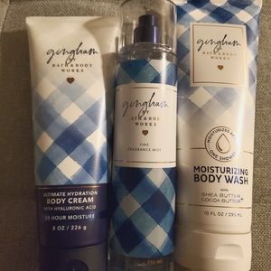 Bath and Body Works Gingham bundle 💙